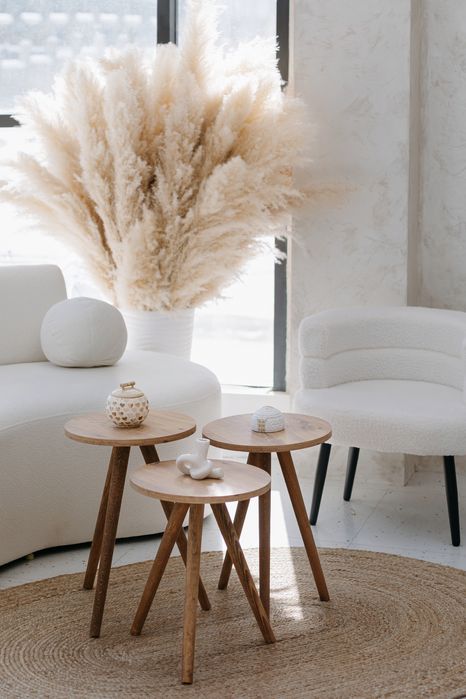 Маникюрный стол в аренду