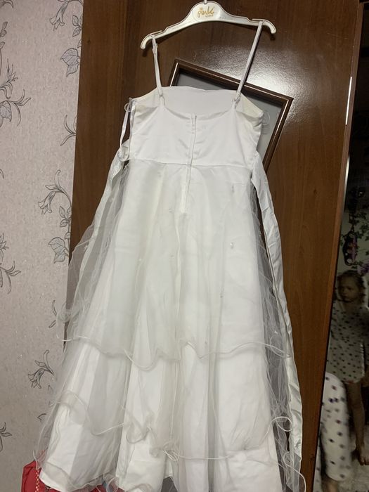 Продаю платье