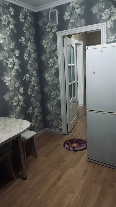 сдам 2 комнатую квартиру