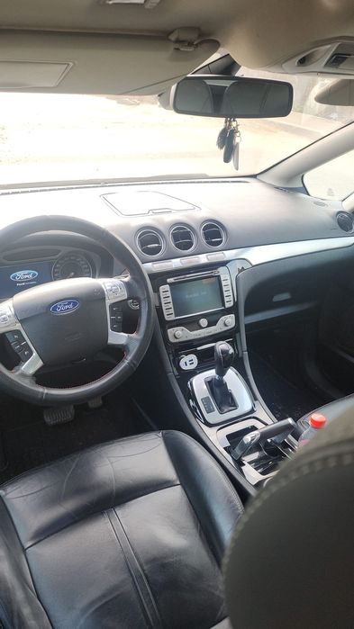 Vând Ford S Max 2010