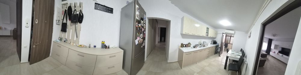 Apartament cu 3 camere