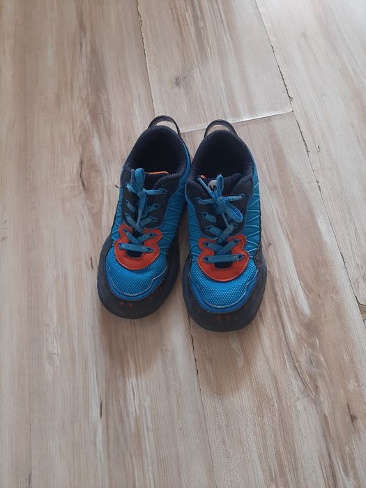 Adidasi copii marimea 33