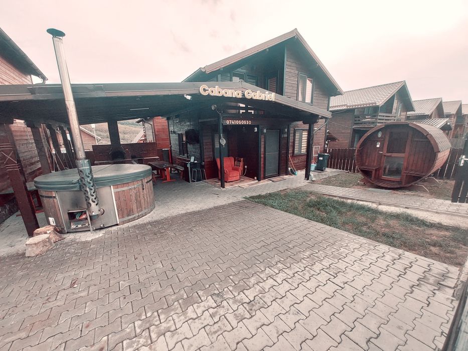 Cabana cu  ciubar hidromasaj/ sauna/Figa