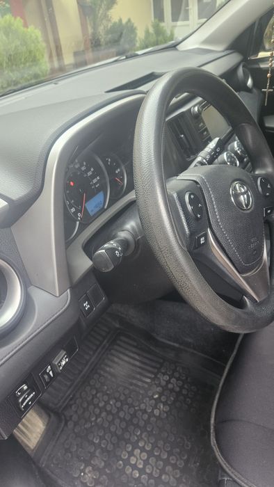 Touota RAV 4- Oтлична!