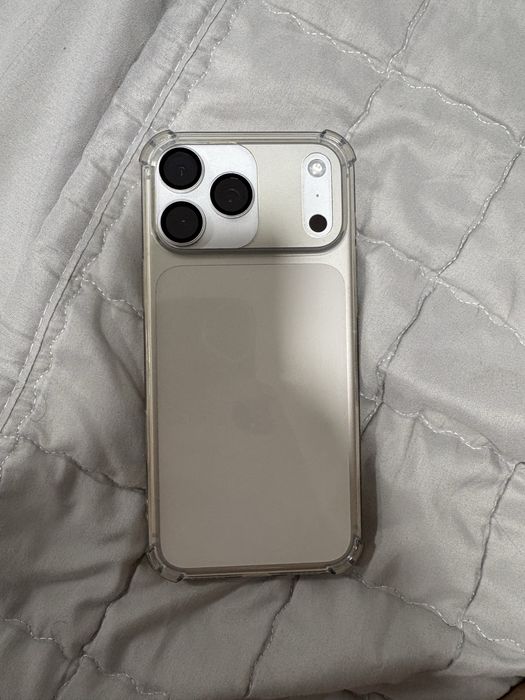 Продам iphone 17 pro max 256 gb