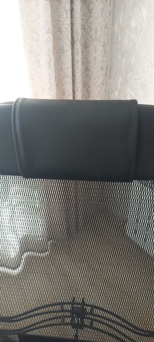 Продаётся кресло офисное,плавающее