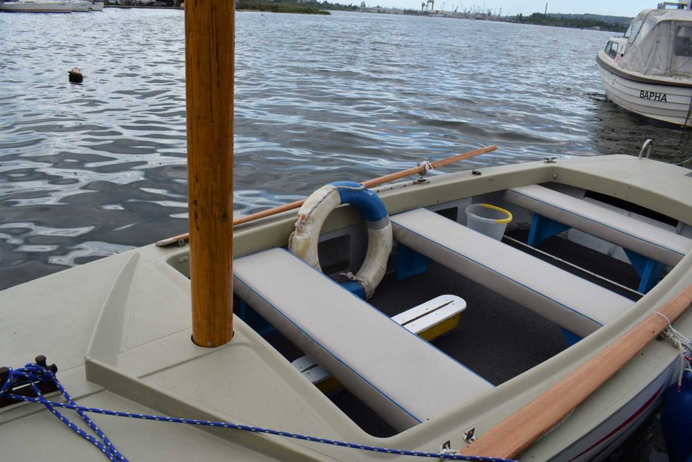 Полска Лодка Зефир, 6,30/1,80, Стъклопласт.