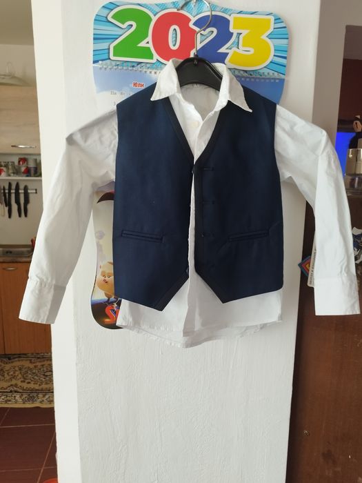 Детски костюм за повод