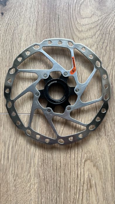 Butuc spate shimano mt510-B / disc shimano center lock 180 rt64