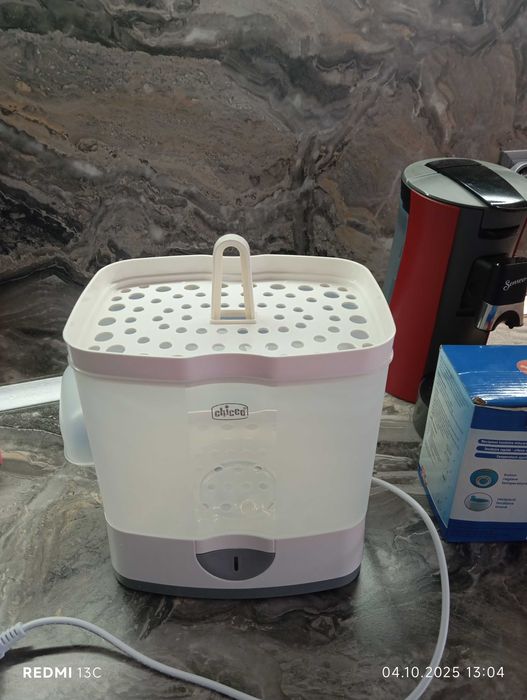 Sterilizator CHICCO+ incalzitor+ 9biberoane 0-2 ani