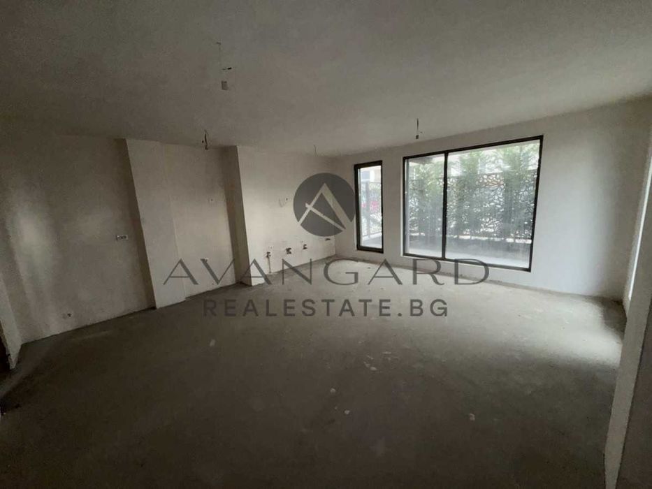 Продава се Двустаен апартамент в Пловдив, Христо Смирненски - 181 кв.м за 717 €/кв.м - Снимка #1