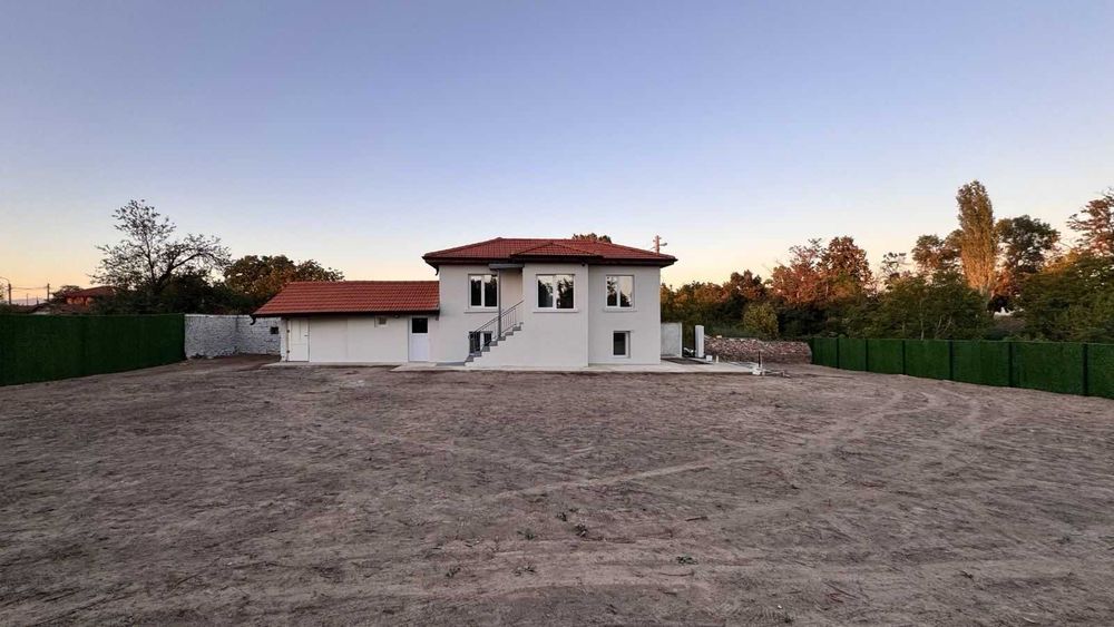 Продава се Къща в с. Стрелци, Област Пловдив - 110 кв.м за 810 €/кв.м - Снимка #2