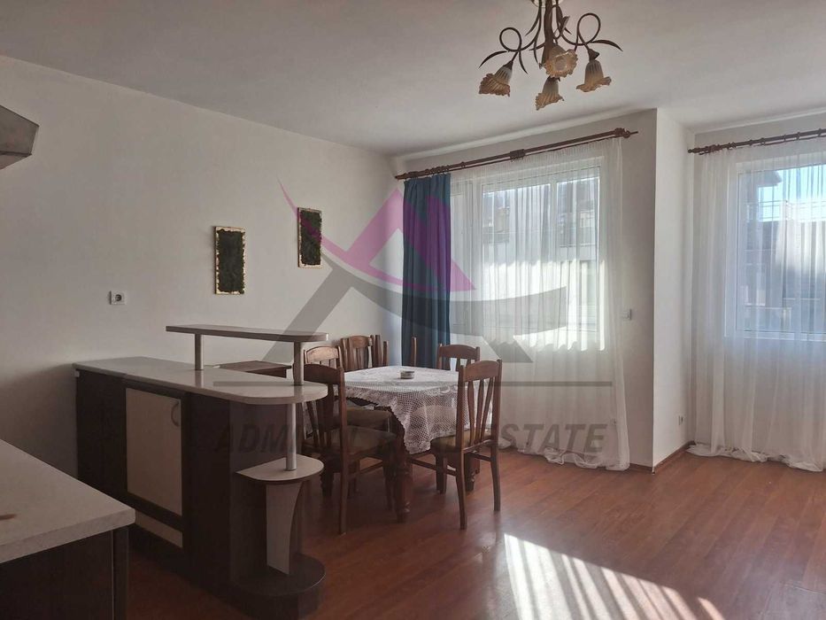 Дава се под наем Тристаен апартамент в Варна, Колхозен пазар - 98 кв.м за 548.25 € - Снимка #1