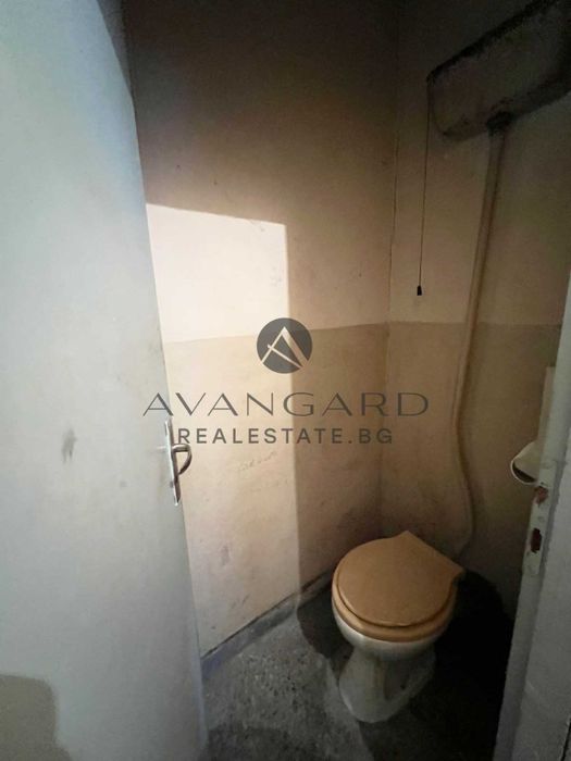 Продава се Тристаен апартамент в Пловдив, Кючук Париж - 68 кв.м за 1515 €/кв.м - Снимка #8