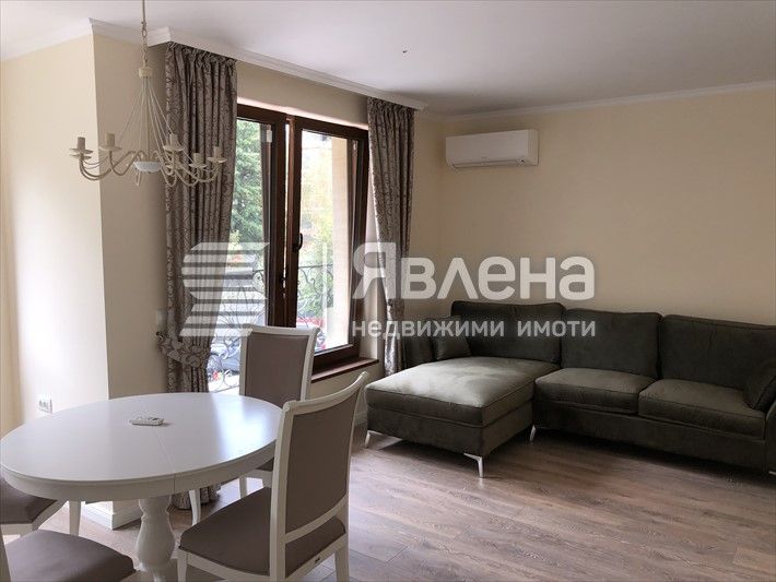 Продава се Тристаен апартамент в Варна, Център - 100 кв.м за 4500 €/кв.м - Снимка #8