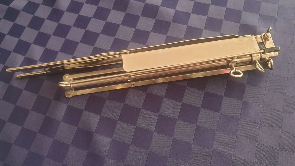 Двустранна хармоника Weltmeister и .Проф. немска стойка за ноти