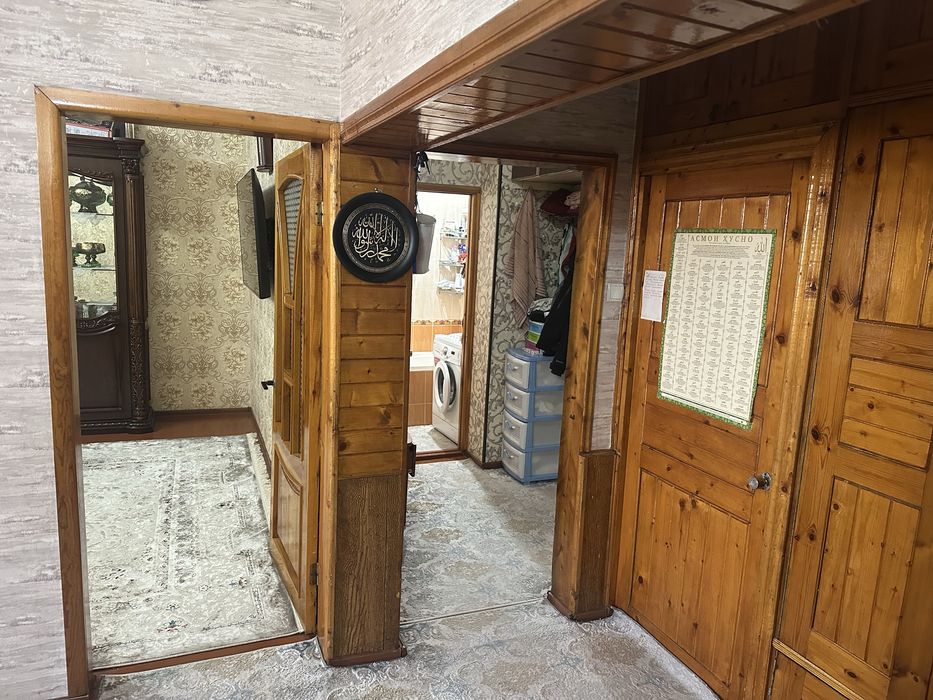 Продаётся квартира своя  Юнусабад 5кв  4 комнат