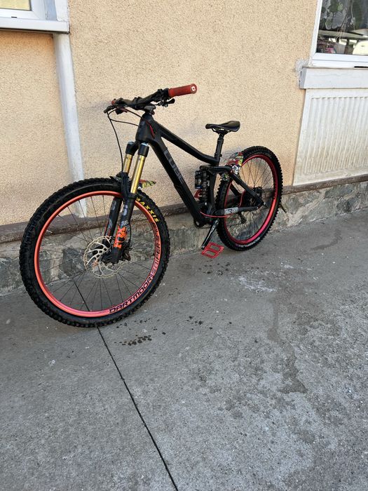 Cube stereo race enduro de carbon