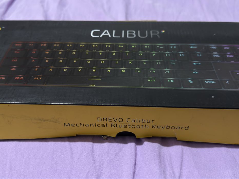 Механична Bluetooth Клавиатура Drevo Calibur Френска и Немска Подредба