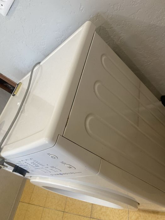 Продам стиральную машину автомат