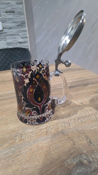 Продавам халба за бира от средата на миналия век