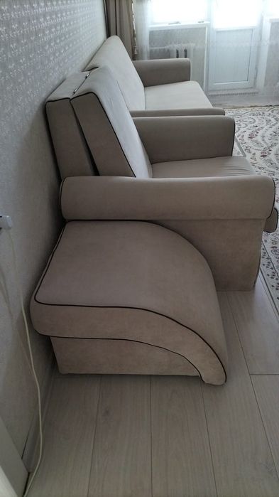 Продам диван с креслом