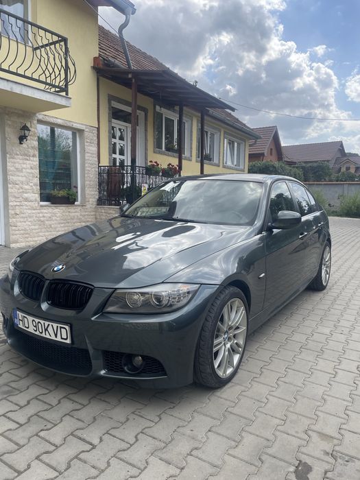 BMW E90 2.0D x-drive
