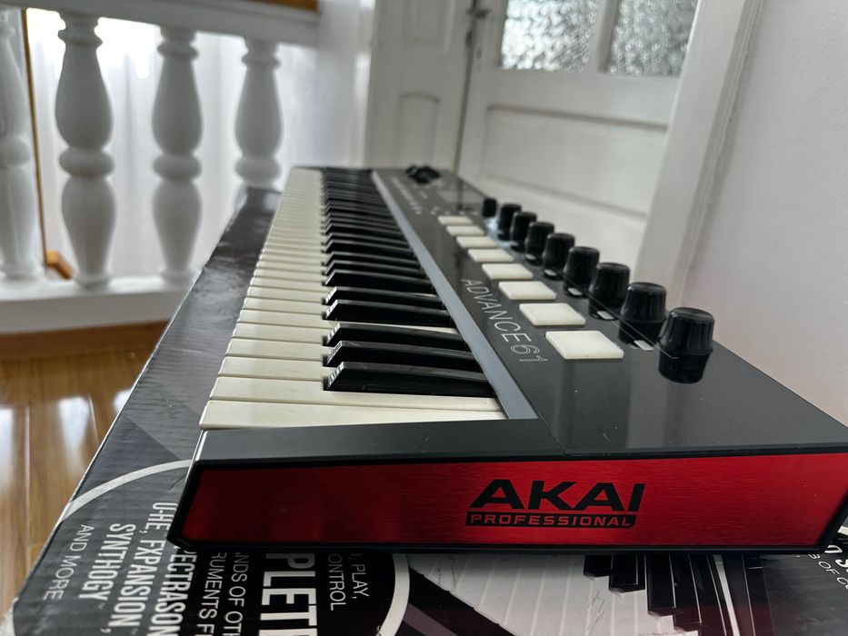 Akai advance 61 professional