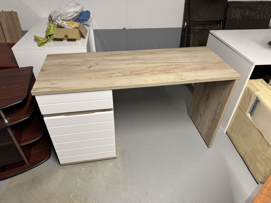 Birou cu dulap si sertar