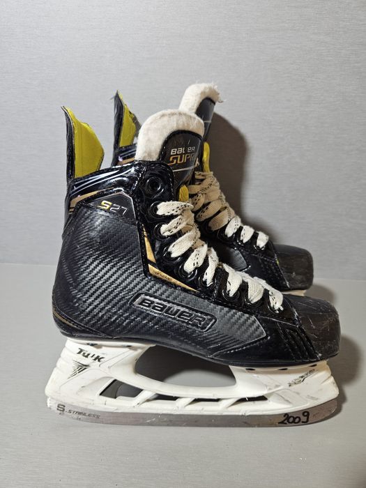 Patine hochei  3009 Bauer Supreme S 27, marime 33.5, lungime interioara 22.5cm.
