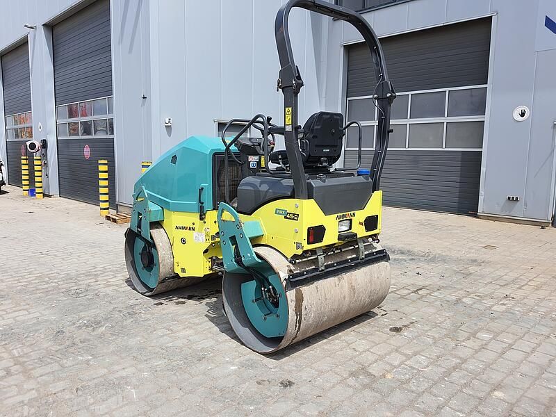 услуги вибрационно-грунтового каток