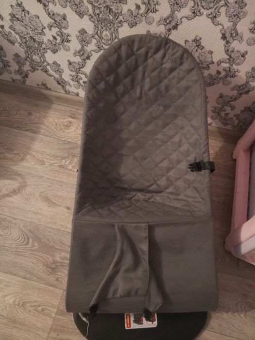 Шезлонг для новорождённых