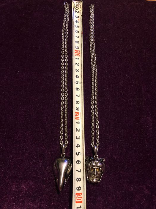 Simon Harrison медальон колие гарван