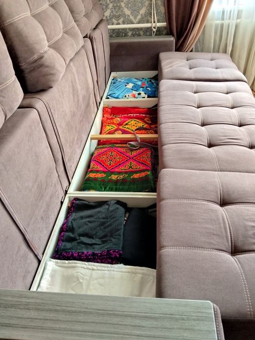 Продам диван в хорошем состоянии