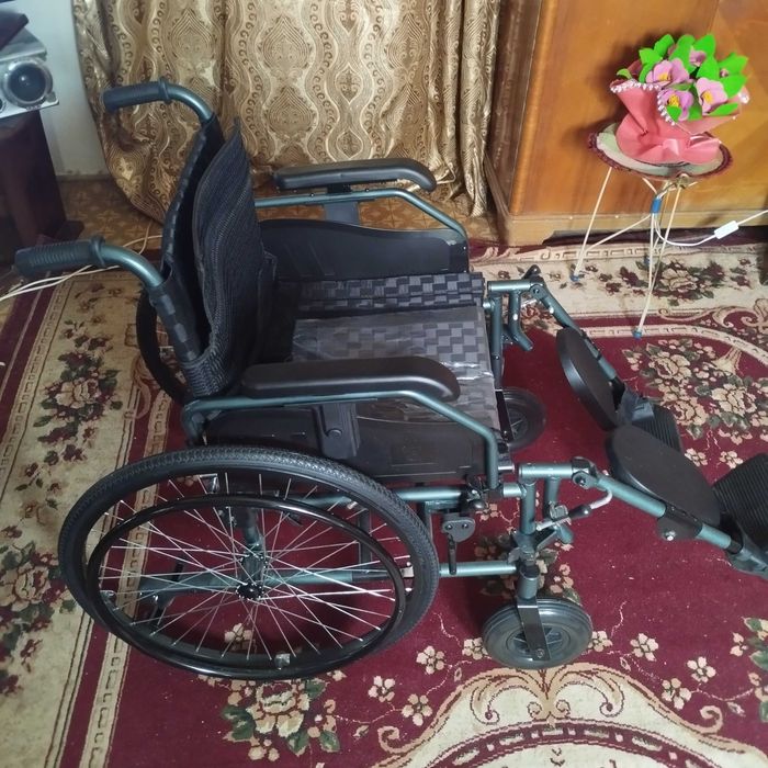 коляска инвалидная