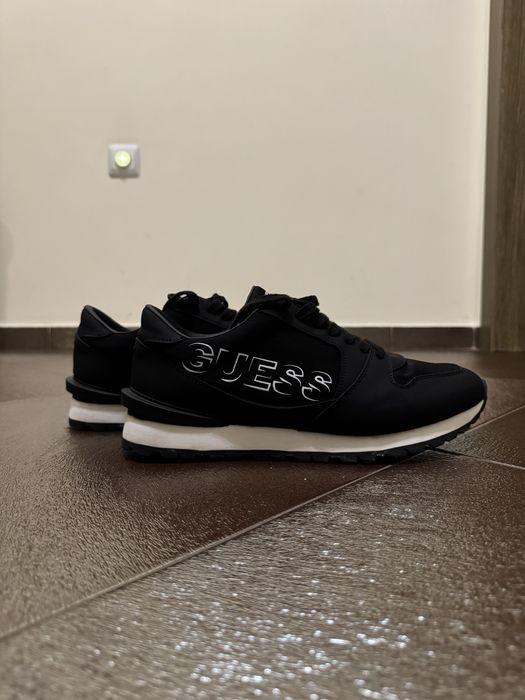 Елегантни Обувки Guess