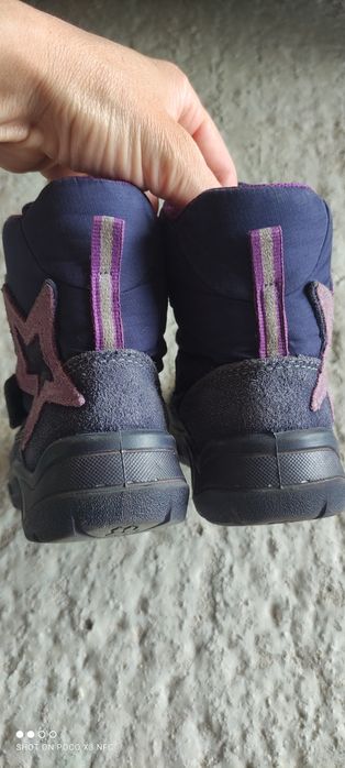 Ghete fete Ecco, masura 27