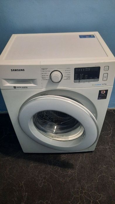 Продам стиральную машинку автомат