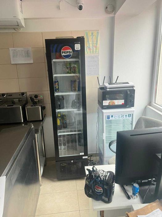 Vand Afacere la Cheie Fast Food Complet Utilat. Oferta Fulger