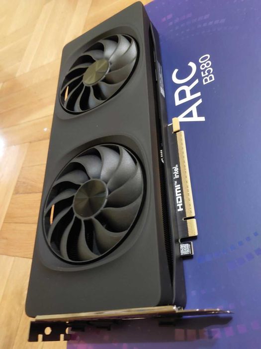 Intel Arc B580 12GB , видео карта