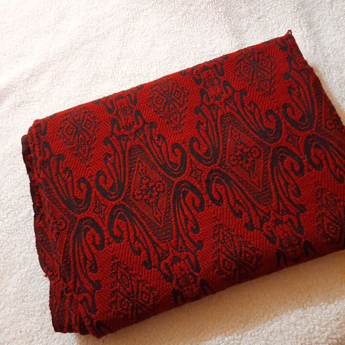 Продавам покривки за легло