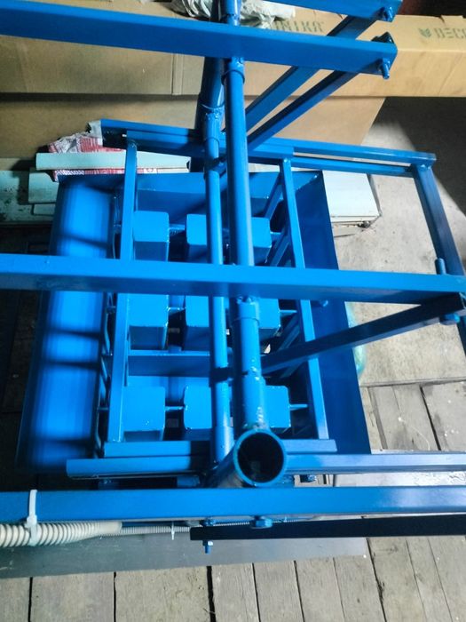 Станок для пескоблоков и шлакоблоков