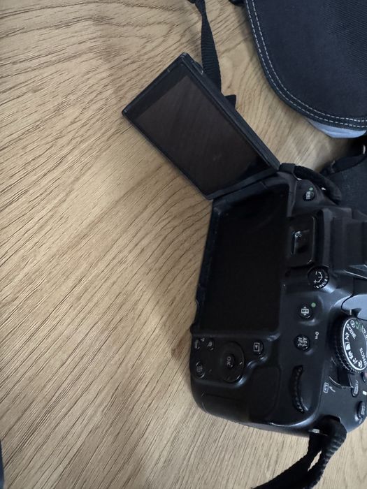 Aparat foto Nikon D5100