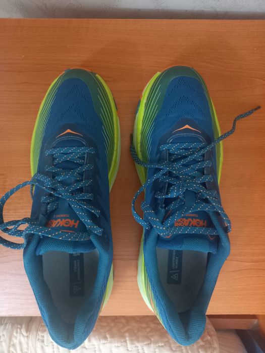 Hoka Torrent 2 marimea 45 1/3, în stare foarte bună.