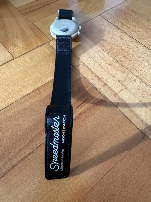 Mission to Jupitet Omega X Swatch