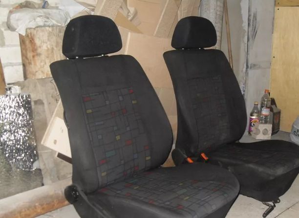 Сиденья гольф 3          .