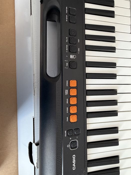 Синтезатор Casio