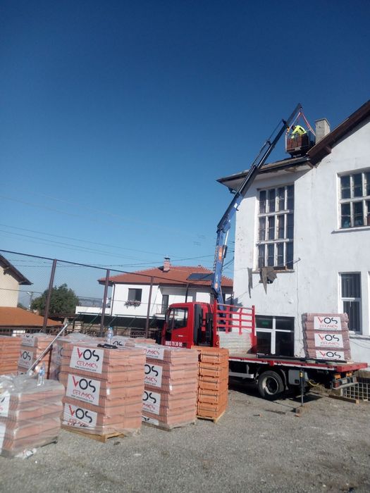 Превозни услуги от камион с кран