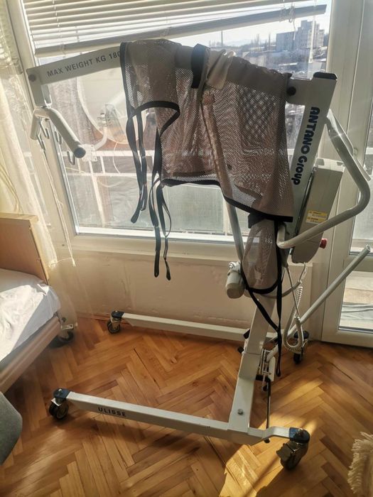 Мобилен електрически лифтер Antano 180 кг.