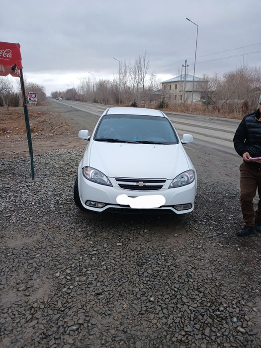 Jentra rangi aq sastayanasi yaxshi